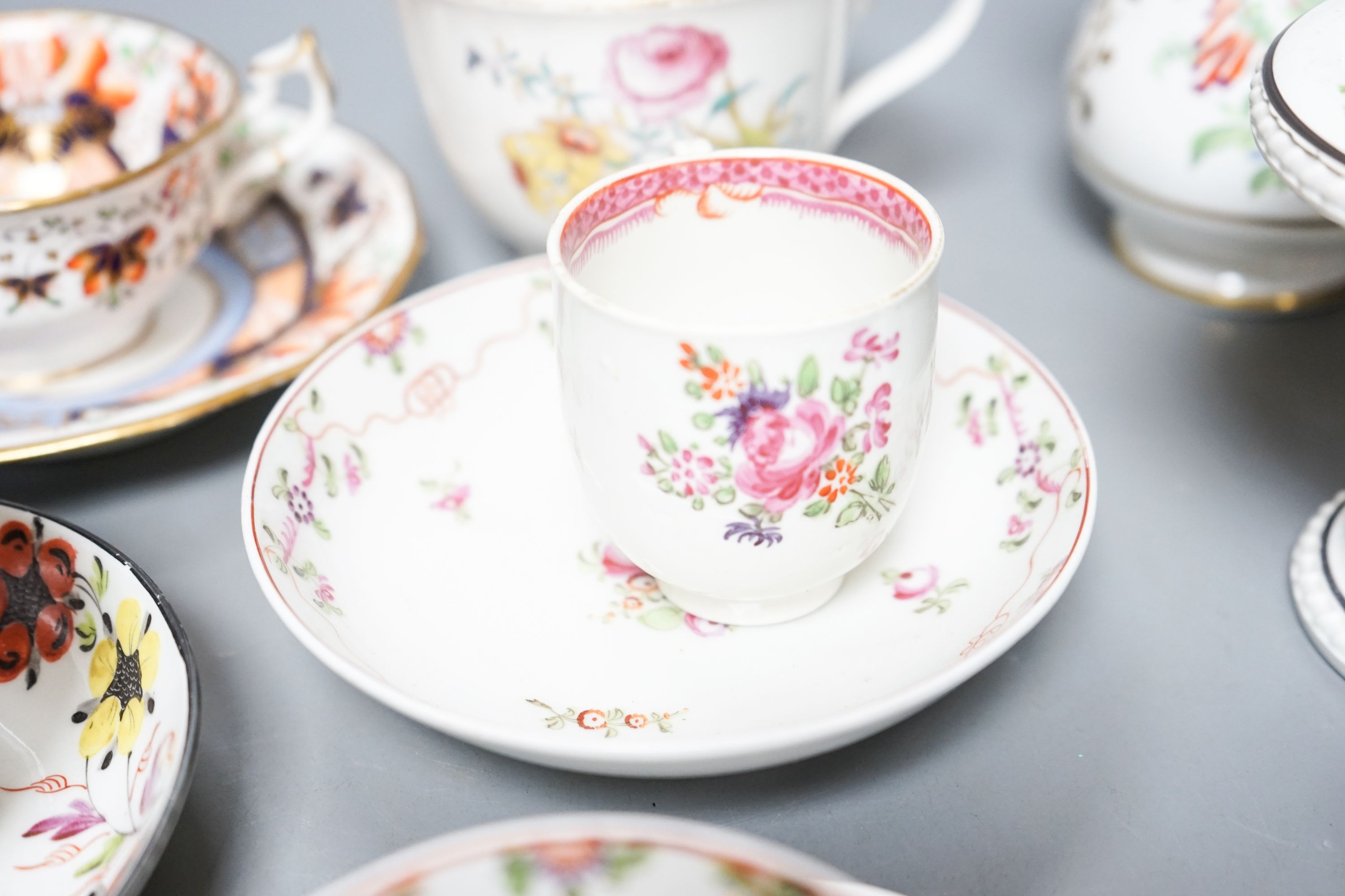 A group of 18th/19th century English porcelain tea wares and a Davenport pottery vase